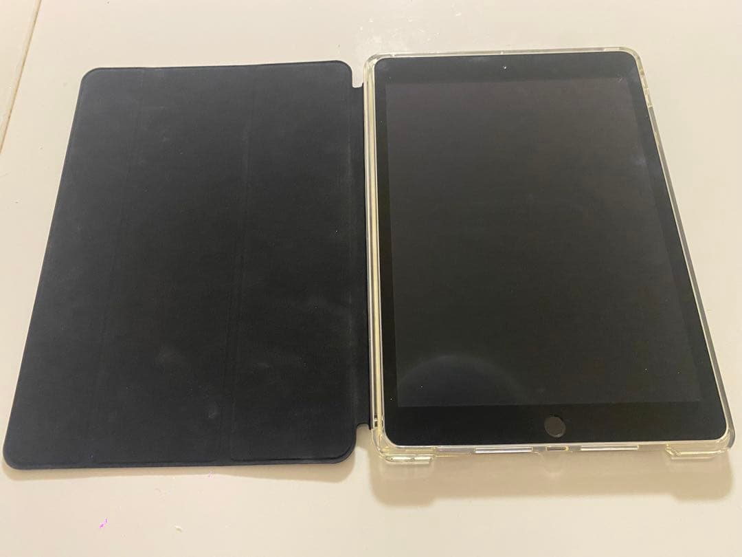 Apple iPad (第8世代) スペースグレー 32GB