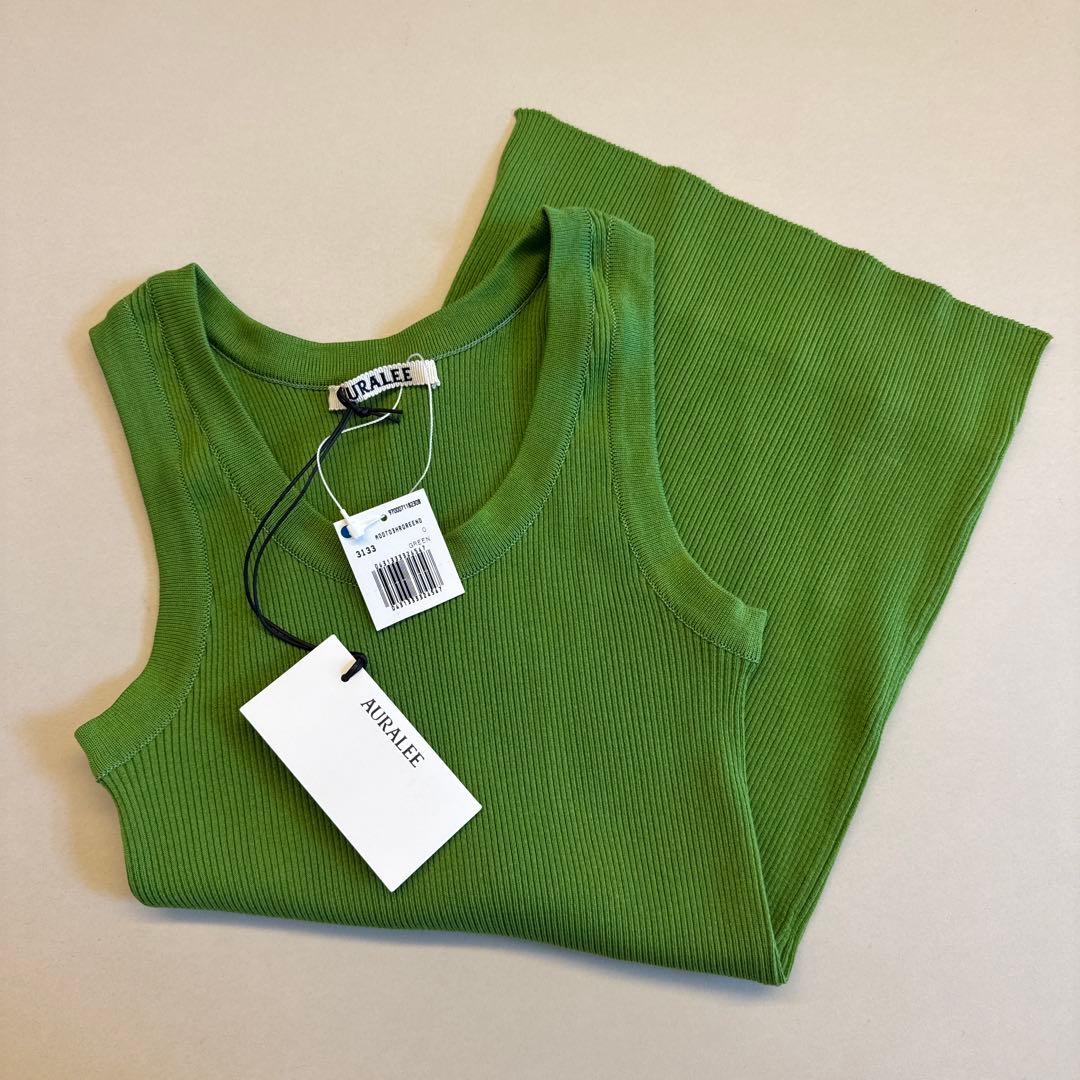 AURALEEリブニットタンク
