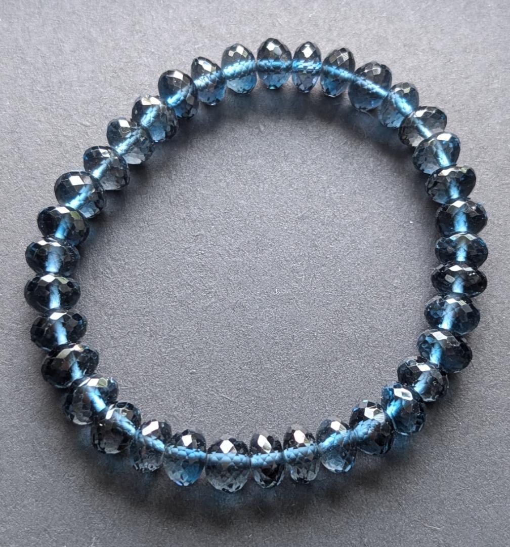 【Yu select】【極上】ロンドンブルートパーズ カットブレスレット