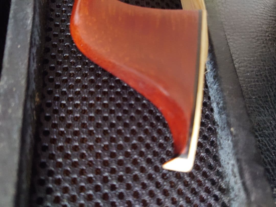 じ*ん様 フレンチスタイル　コントラバス弓 全長　70.5cm弓 ケース付