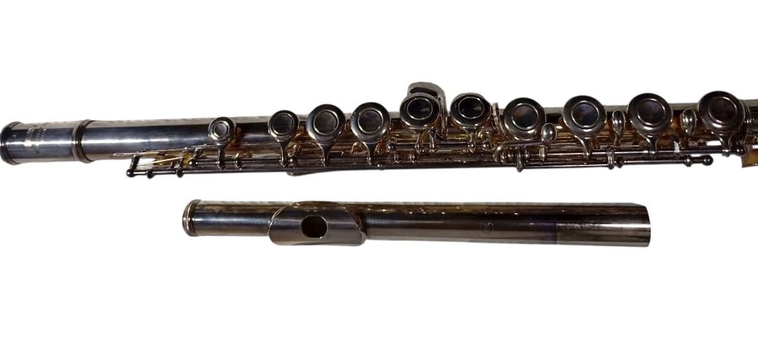 ヤマハ YFL211S フルート Eメカ付き　初心者　吹奏楽