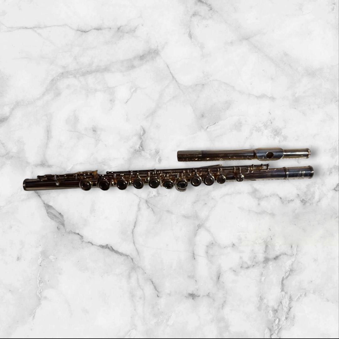 ヤマハ YFL211S フルート Eメカ付き　初心者　吹奏楽