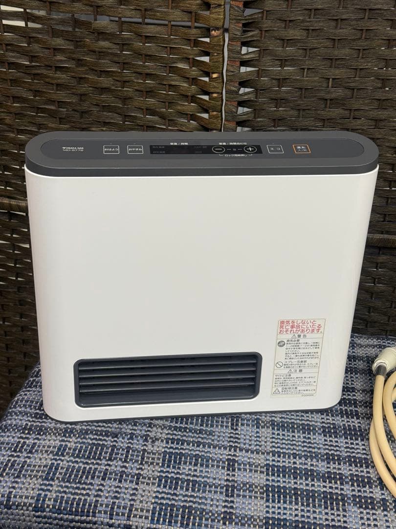 【洗浄消毒作業済】ノーリツ　ガスファンヒーター　都市ガスGFH-2402S-W5