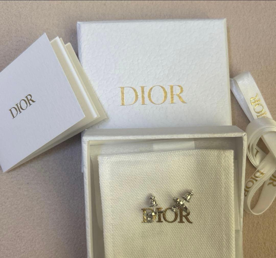 y*様 Dior　ディオール　ピアス　Petit CD　クリスタル　シルバー