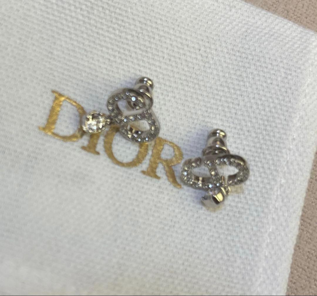 y*様 Dior　ディオール　ピアス　Petit CD　クリスタル　シルバー