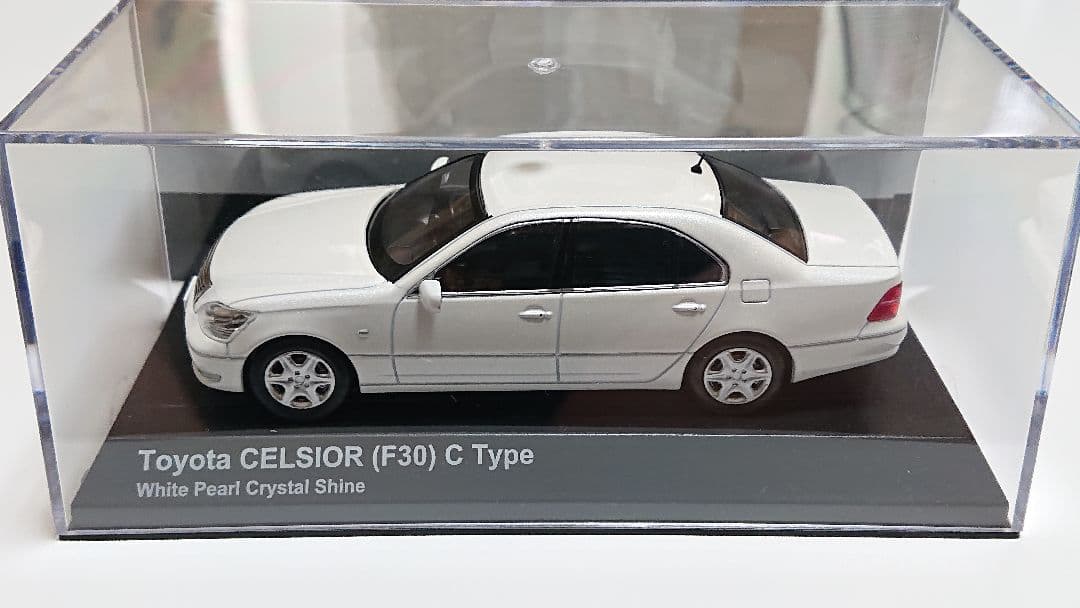 京商 1/43 トヨタ セルシオ 30後期 ホワイトパール