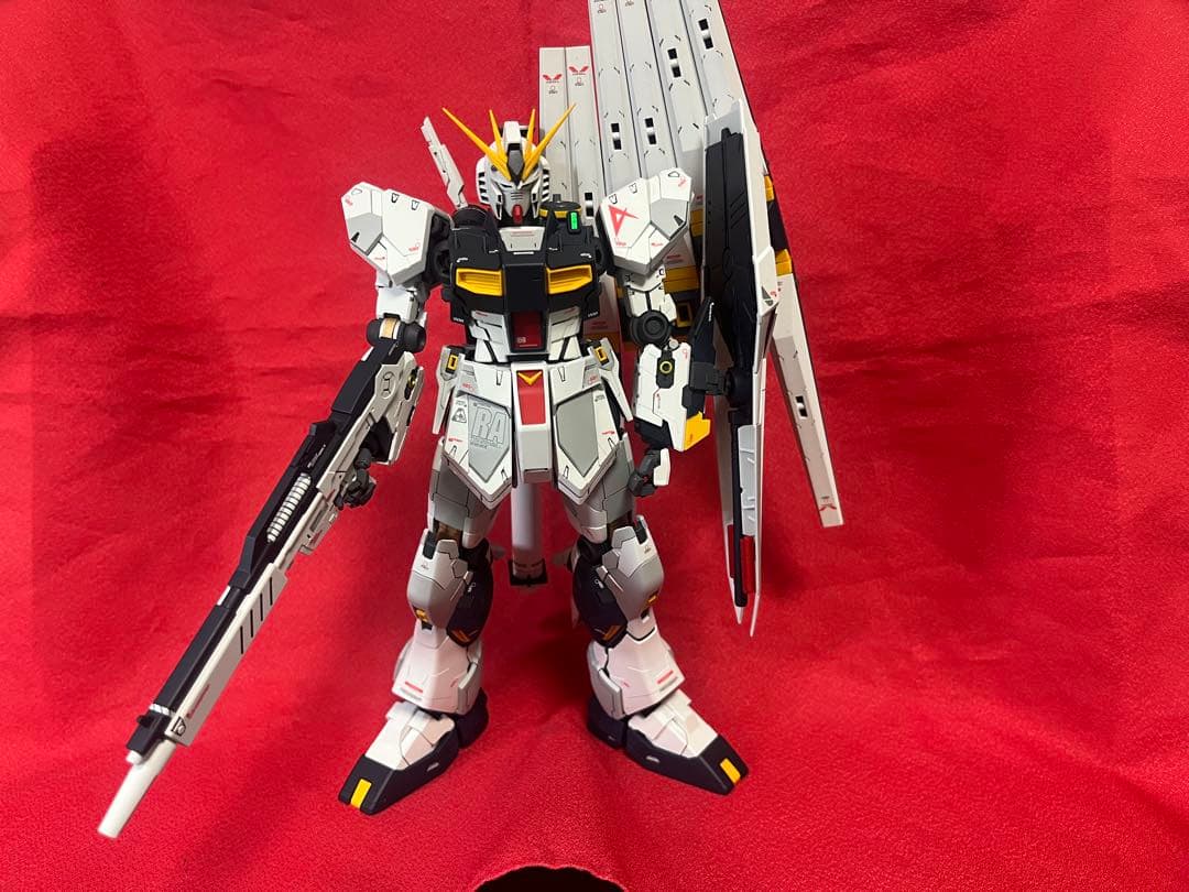 MG1/100 RX-93 νガンダムver.Ka塗装完成品