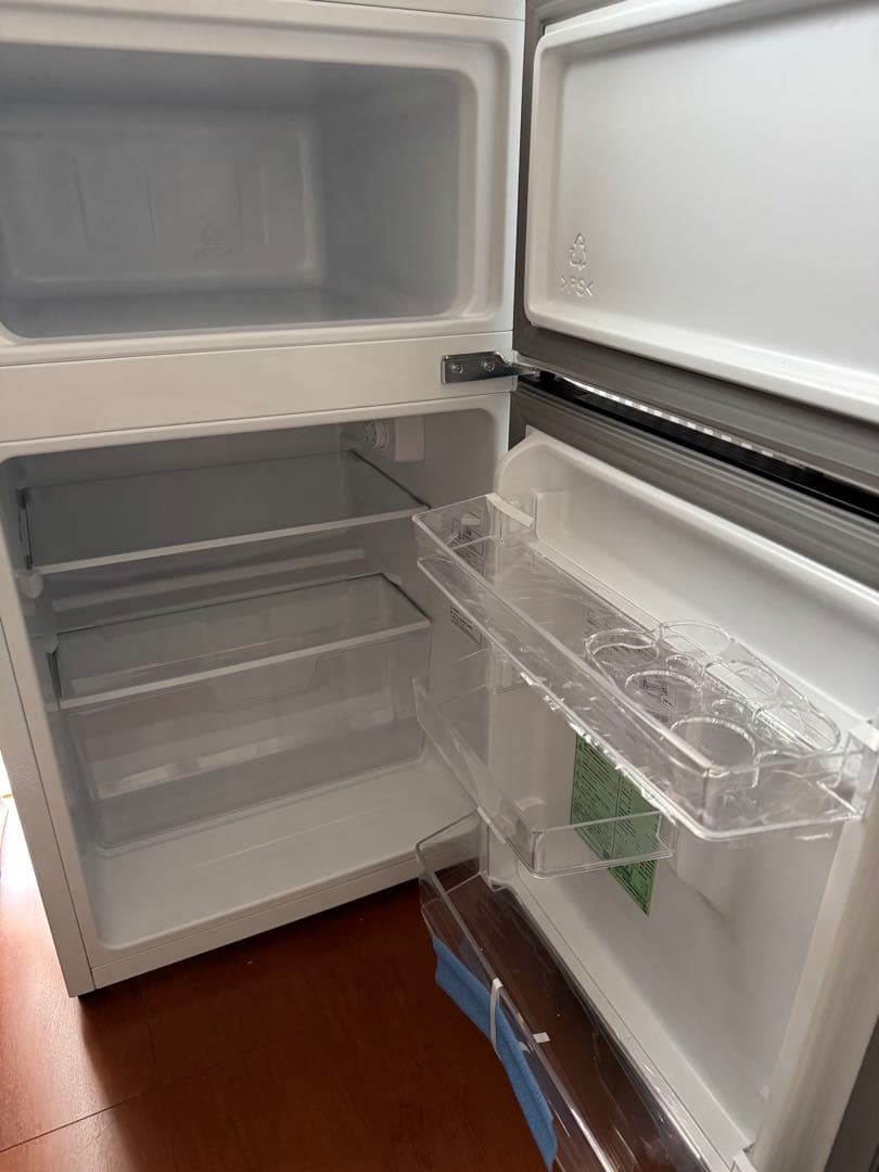 2025年製ハイセンス冷蔵庫87L 冷蔵63L 冷凍24L HR-B91HW