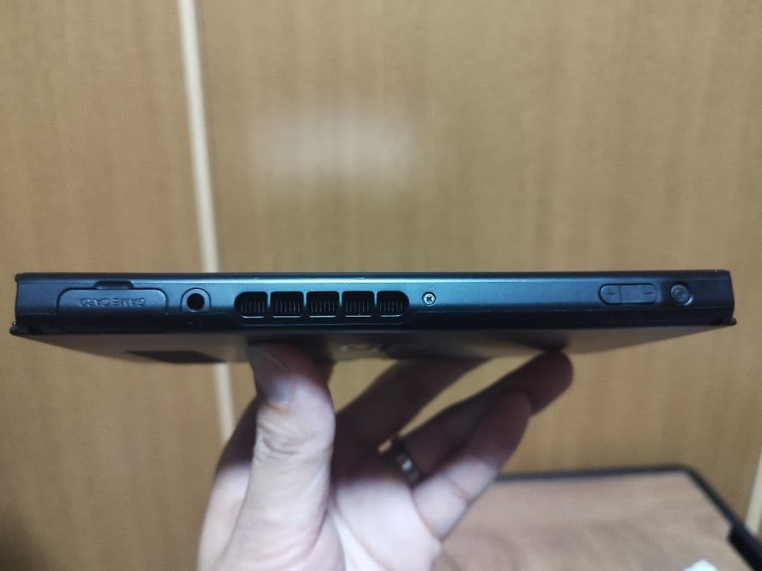 ニンテンドー Nintedo Switch 2018年製 本体のみ