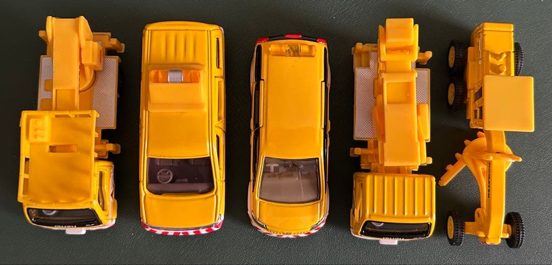 トミカ 高速道路NEXCO 5台セット