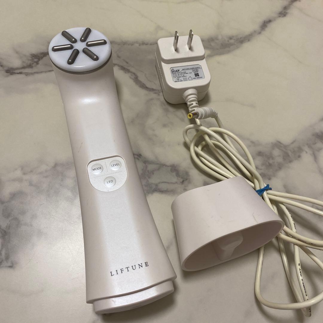 LIFTUNE リフチューン　美顔器