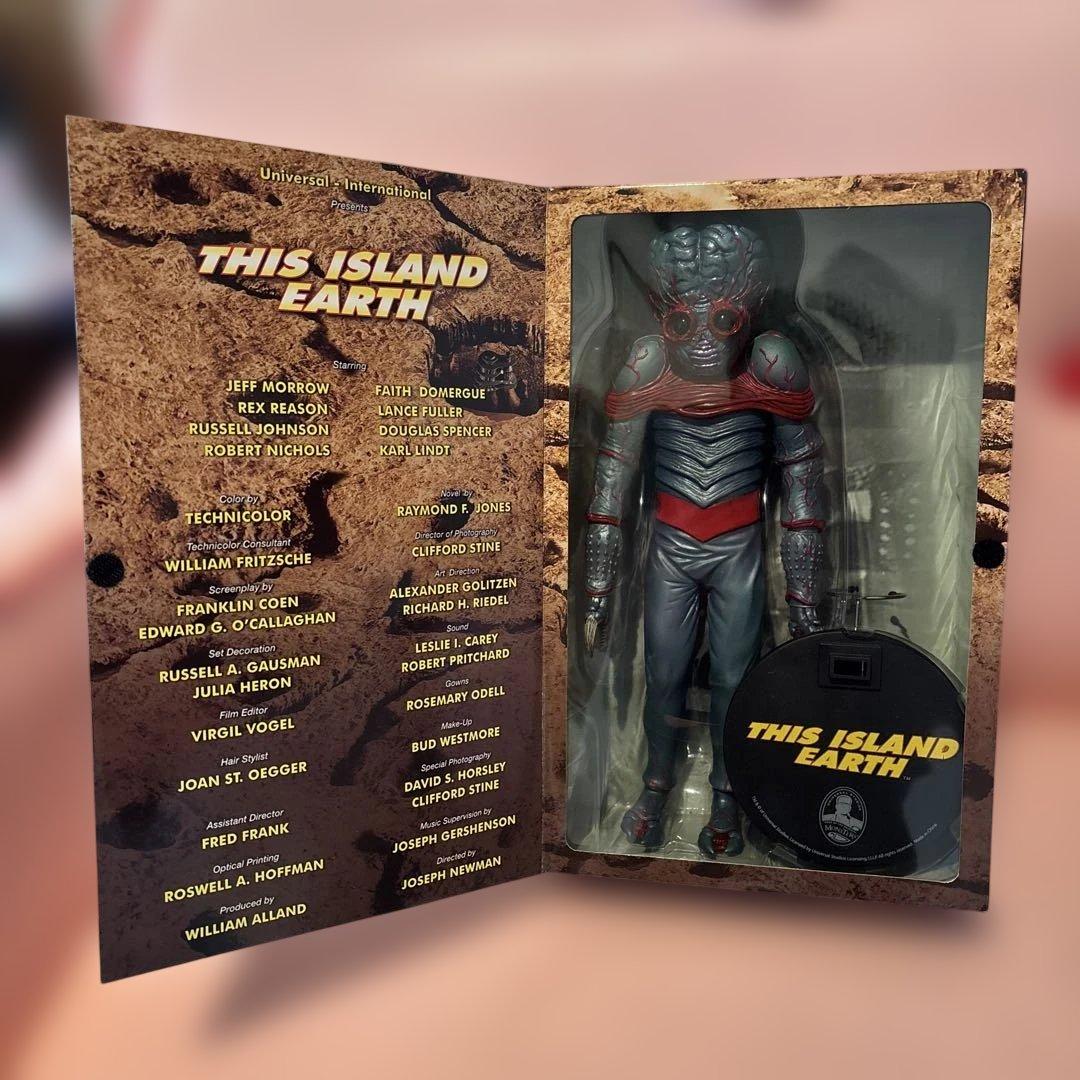 THIS  EARTH（宇宙水爆戦）フィギュア