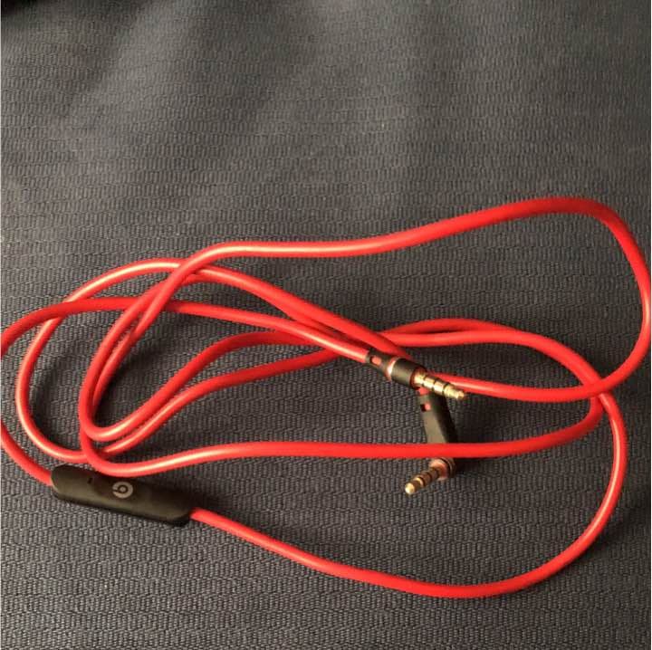 Beats by dr.dre オンイヤーヘッドホン