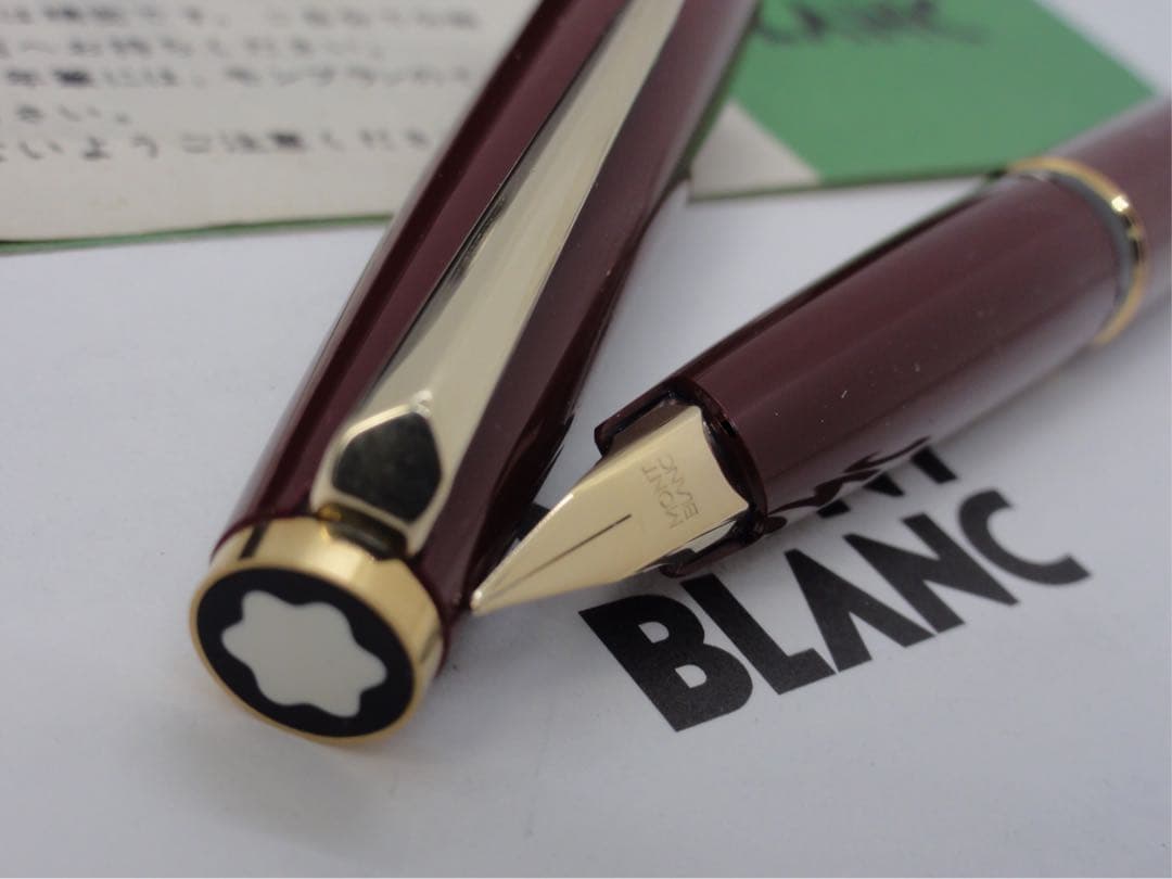 ★美品！ザ・ゴールド・スタンダードNo320GPボルドーカラー万年筆★モンブラン