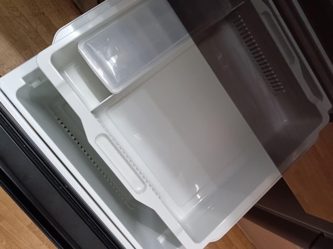 【強化ガラスドア 冷蔵庫 HR-G2801BR 282ℓ　2021年式】