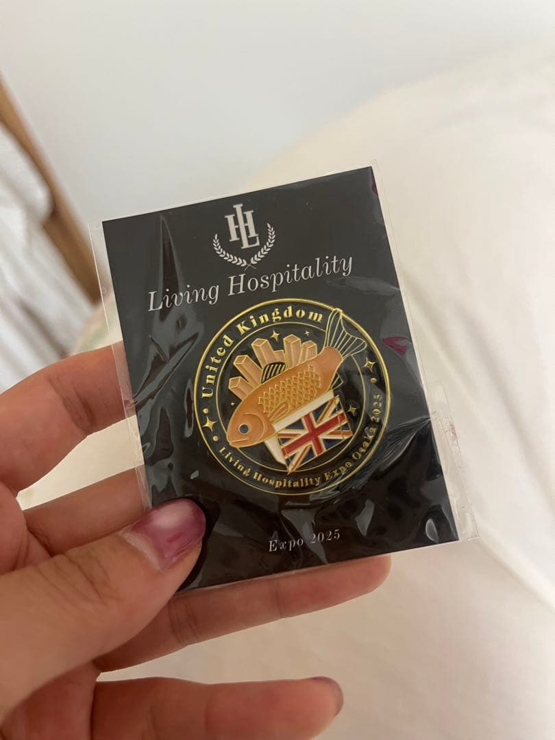 m*n様 【大阪関西万博】イギリス UK パビリオン数量限定 スタッフ ピンバッ