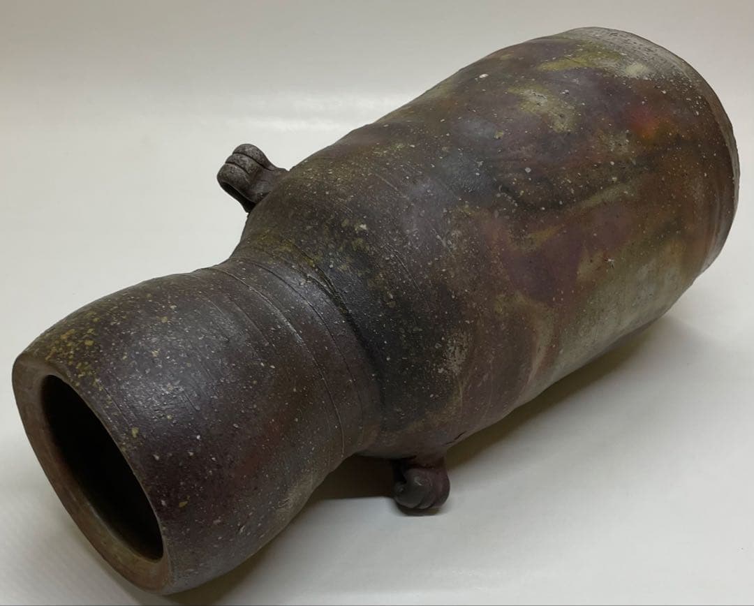 県指定重要無形文化財　金重道明　備前焼　耳付花入　共箱 　　　y16