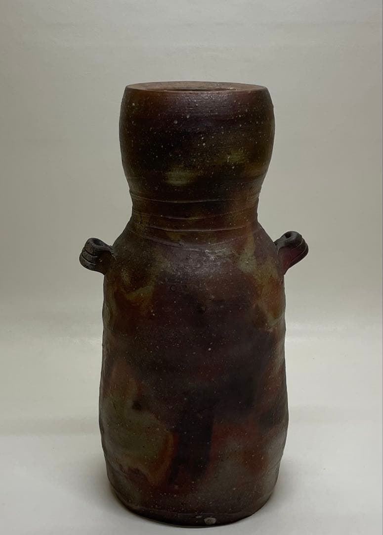 県指定重要無形文化財　金重道明　備前焼　耳付花入　共箱 　　　y16