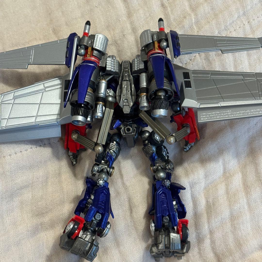 トランスフォーマー　ジェットウイング装備　オプティマスプライム　リボルテック