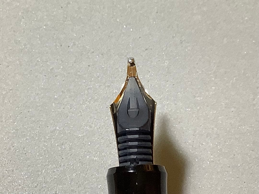 パイロットの万年筆　カスタム74　ブラック　ペン種: C（コース　特太）