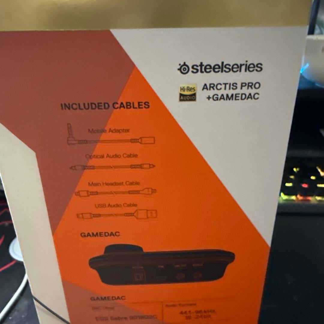 新品未使用未開封SteelSeries Arctis Pro + GameDAC