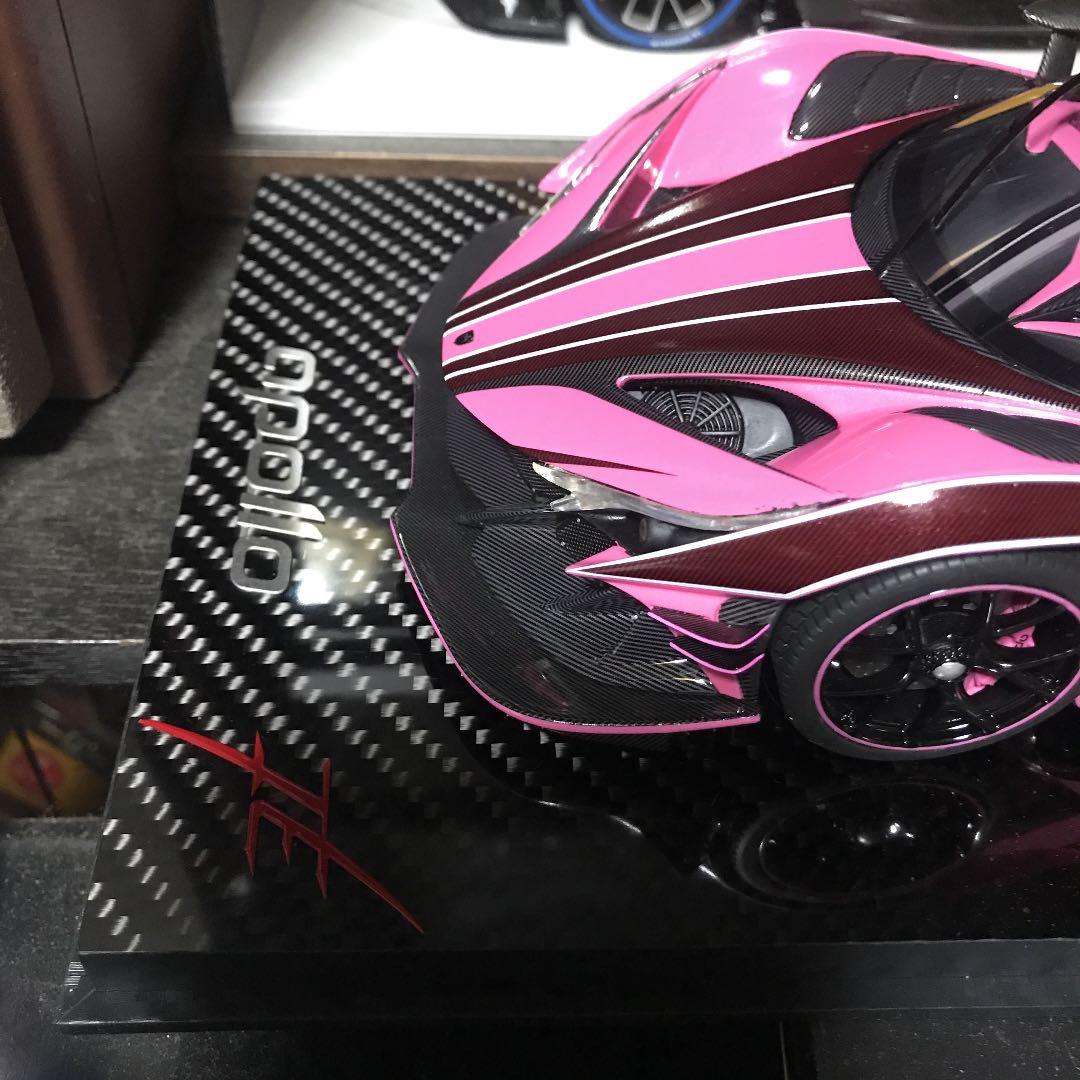 ミニカー 1/18 Apollo