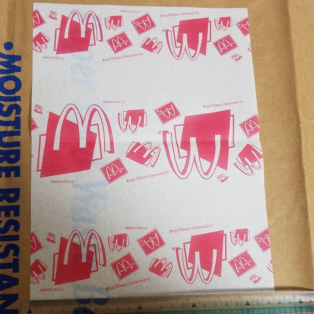 マクドナルド　ハンバーガーの包装紙