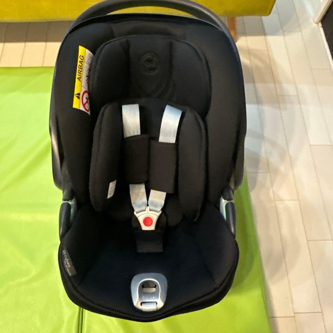 サイベックス　cybex　クラウドT i-Size　チャイルドシート　ブラック