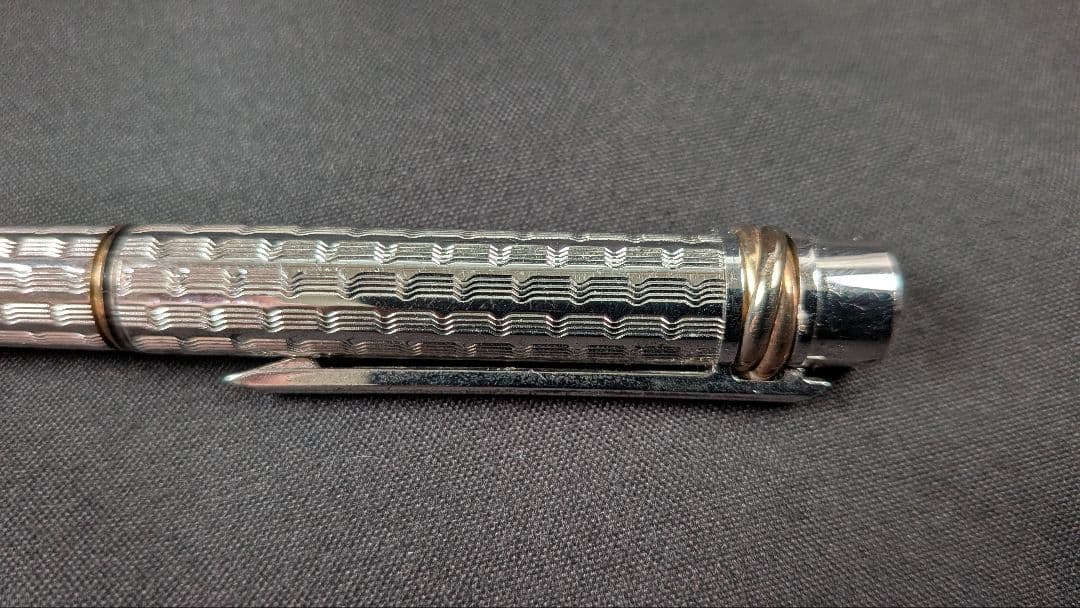 カルティエ　トリニティ　万年筆　ペン先K18