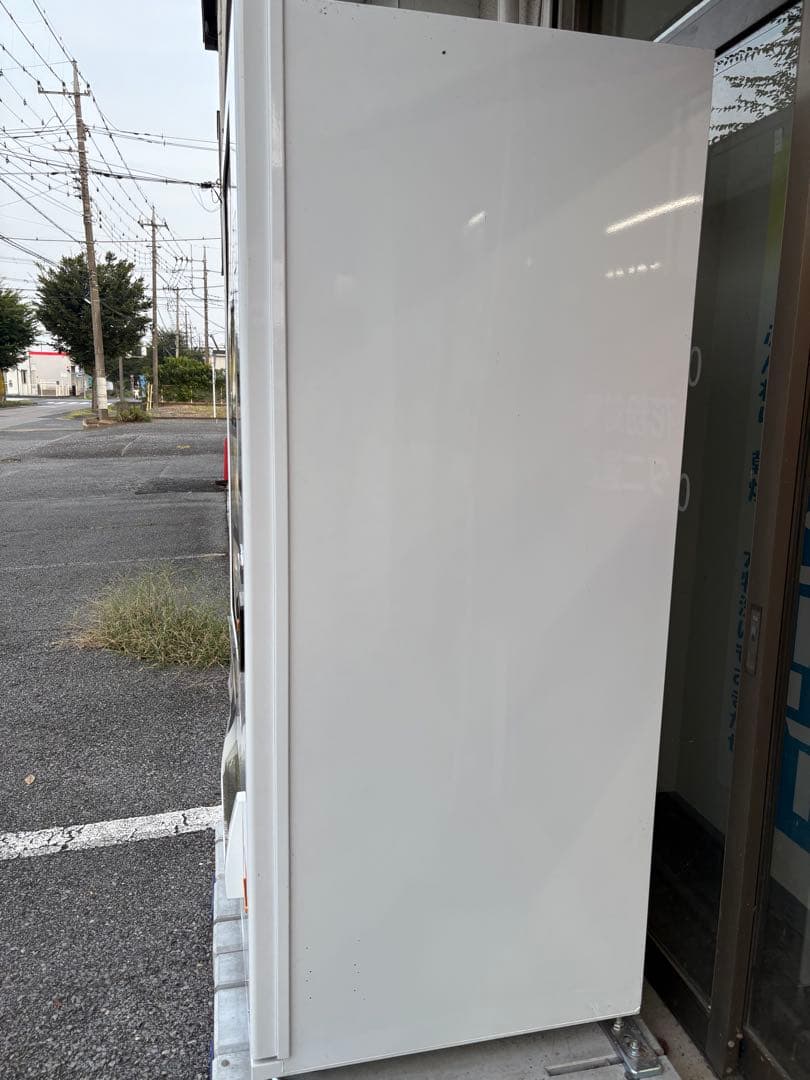 冷凍自販機「ど冷えもん」中古美品