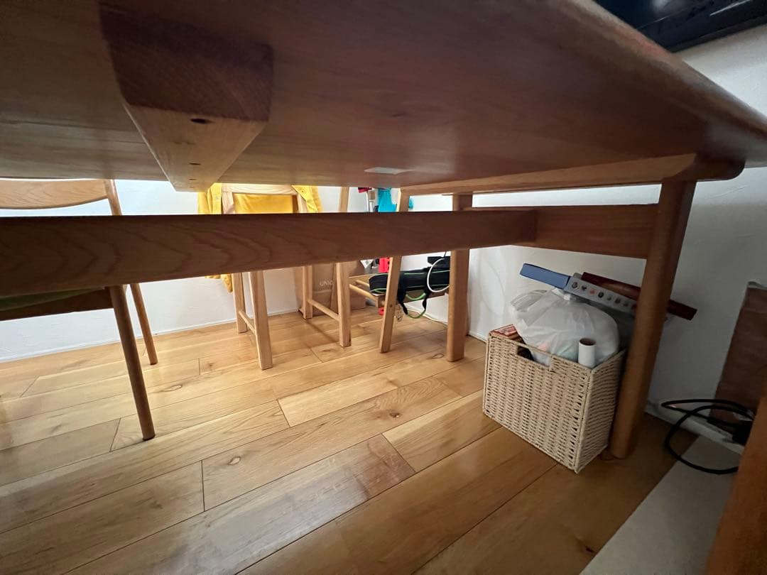 【引取りorお届け】天然木 無垢 ダイニングテーブル 1900mm