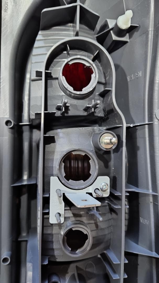 【新品未使用】サクシード プロボックス テールランプ 左側単品 L 純正部品