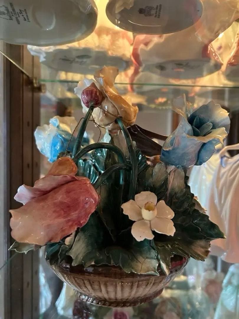 カポディモンテ　陶花　オブジェ　イタリア　チューリップ