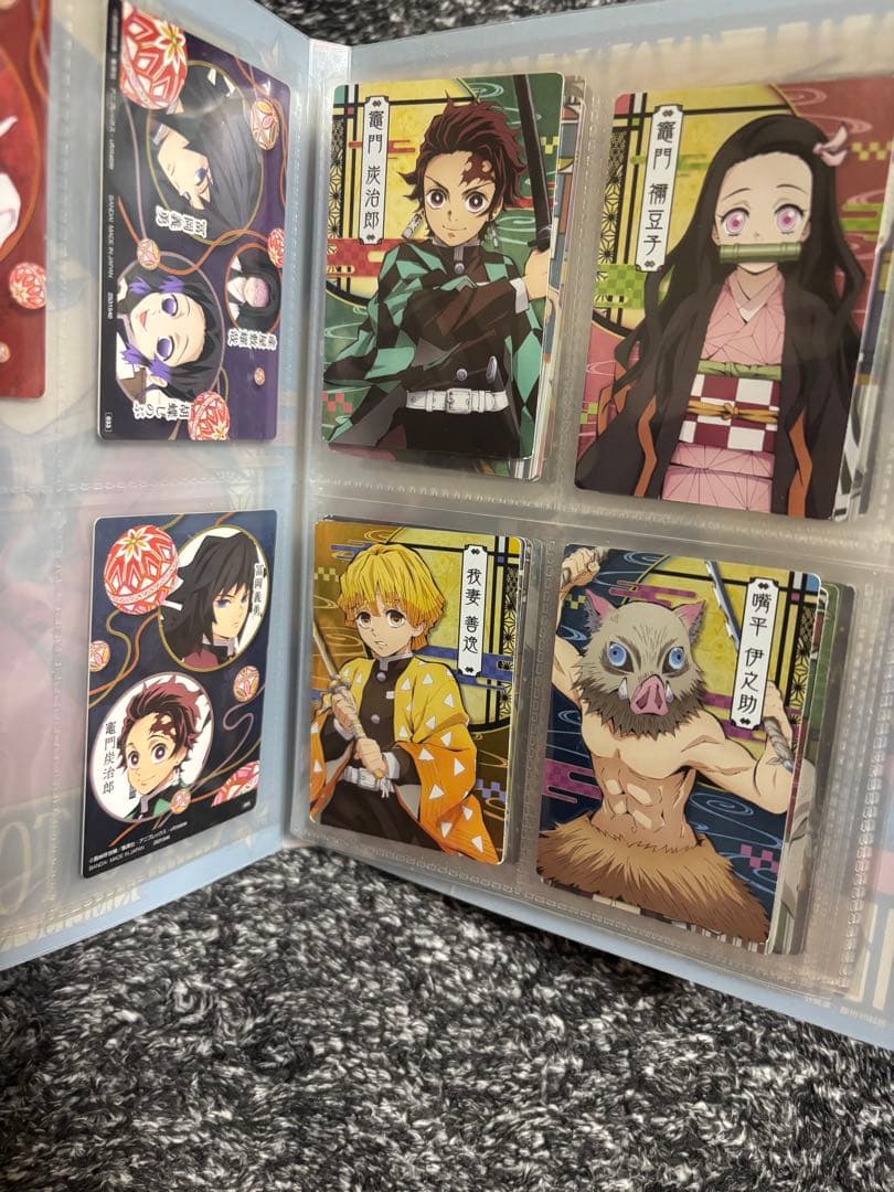 鬼滅の刃 ウエハースカード ファイル 冨岡義勇 胡蝶しのぶ 限定品 コンプリート