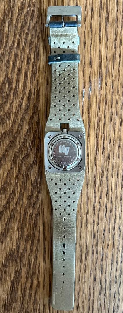 LIP リップ　腕時計 稼働