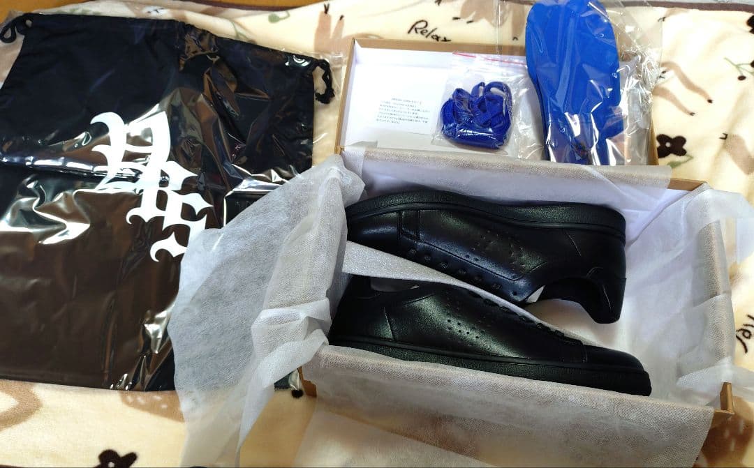 プロセカ　青柳冬弥　ZOZOコラボ スニーカー