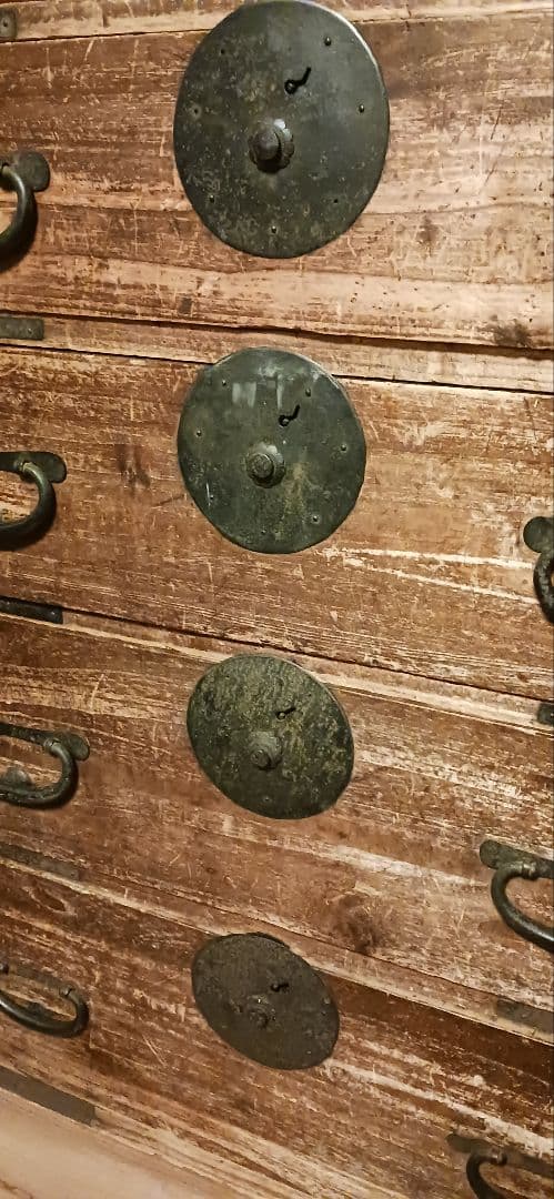 桐4段箪笥(送料込み)