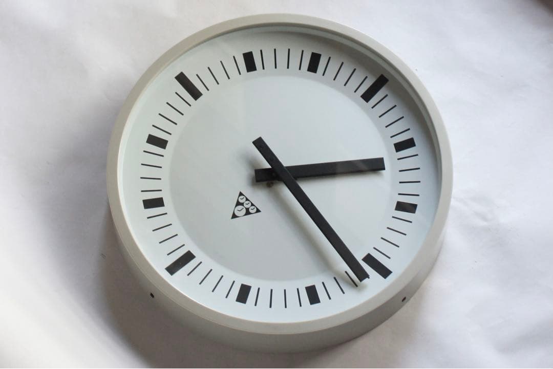 希少！PRAGOTRON パラゴトロン　30cm 時計 インダストリアル 北欧