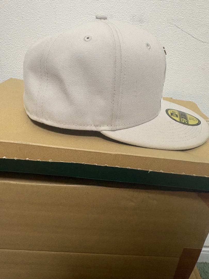 Supreme 59FIFTY ベージュキャップ 7 3/8