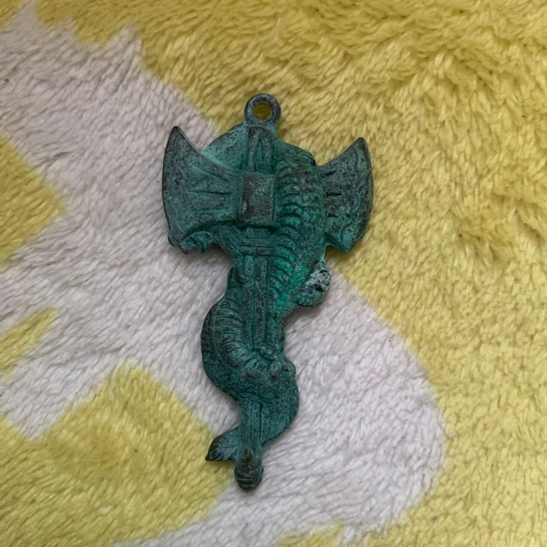 ドラゴン　チャーム　希少品