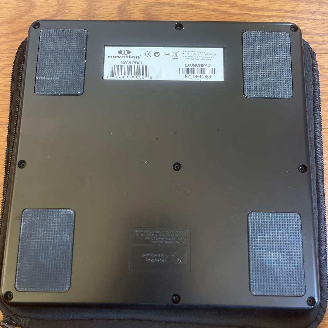 Novation Launchpad MIDIパッド
