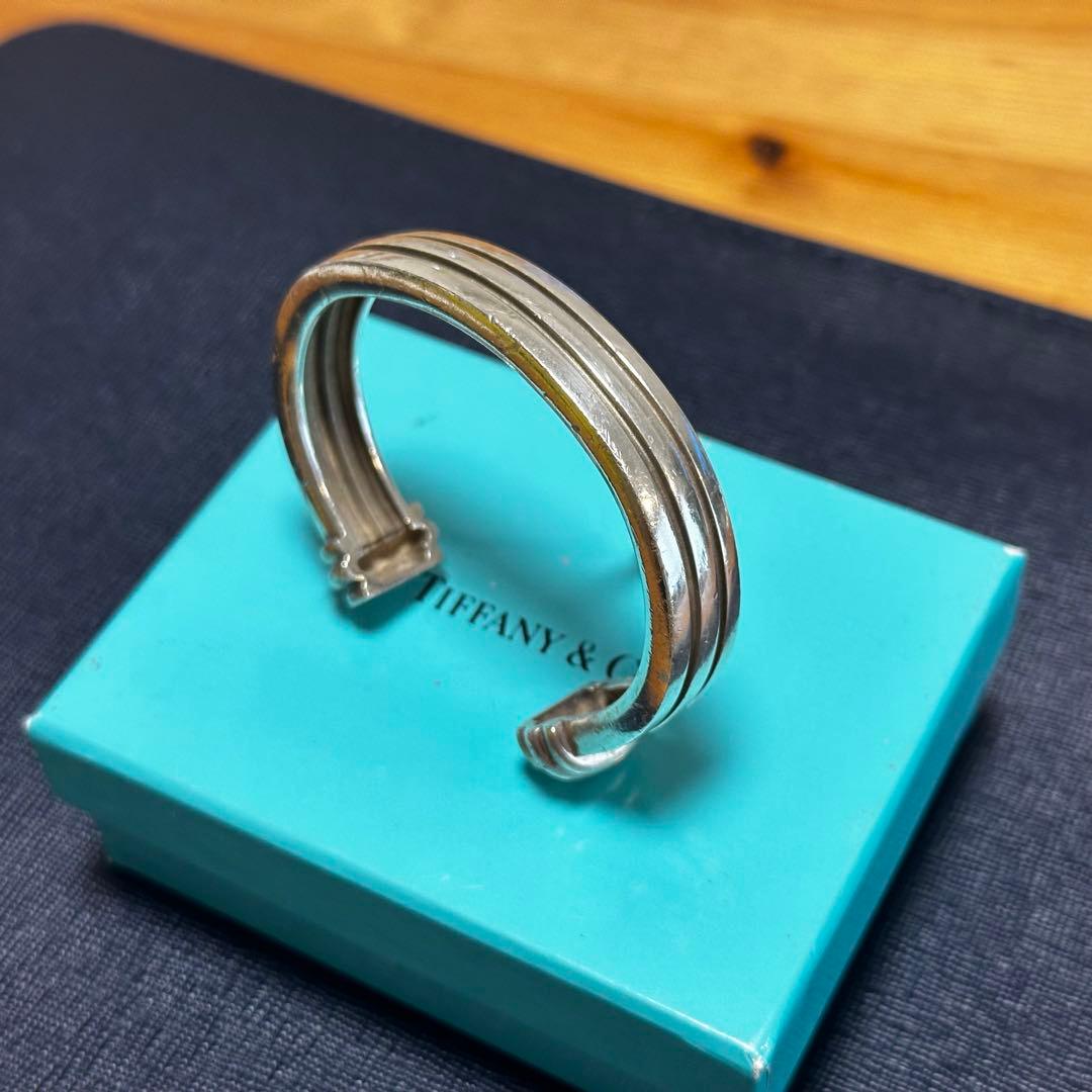 ティファニー バングル グルーブド SV 中古