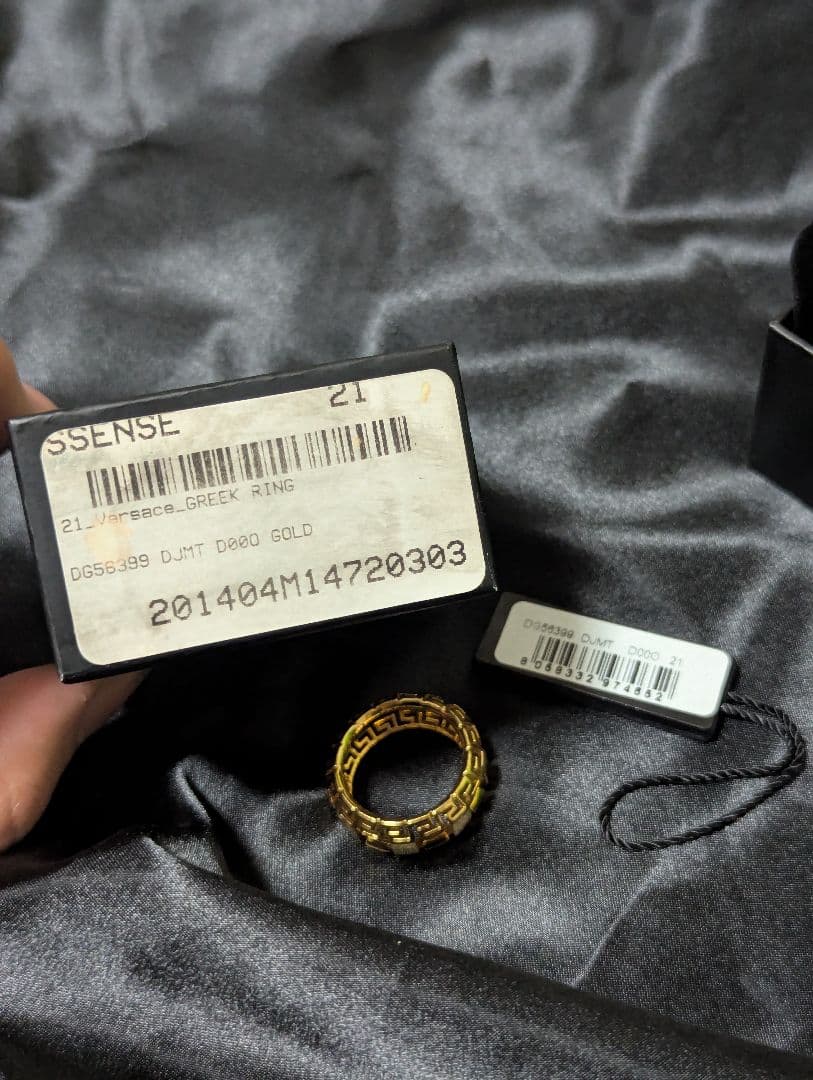 VERSACE ゴールドリング ギリシャ模様 グレカ ベルサーチ ベルサーチェ