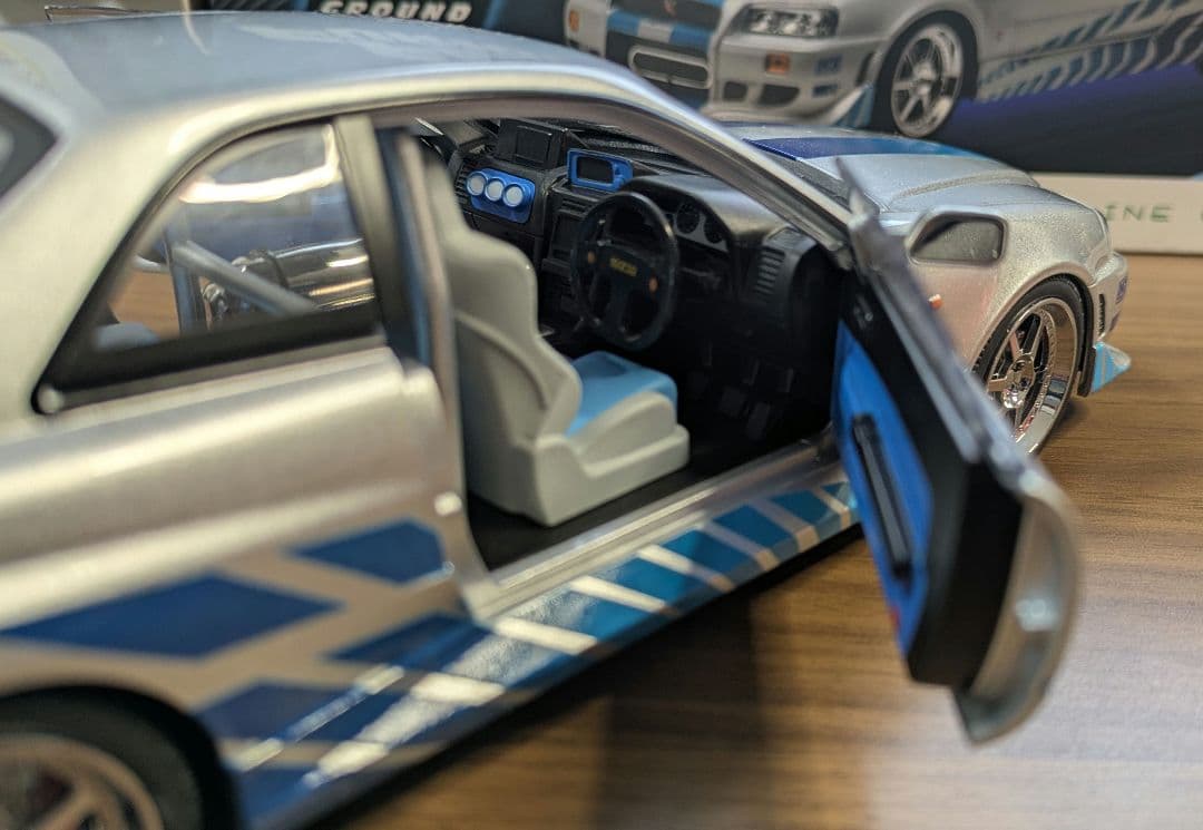 日産スカイラインGT-R　ミニカー