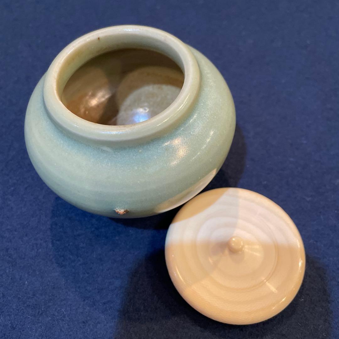 時代物「茶入」裏千家15代家元【鵬雲斎】書付の『青磁の茶入』です。