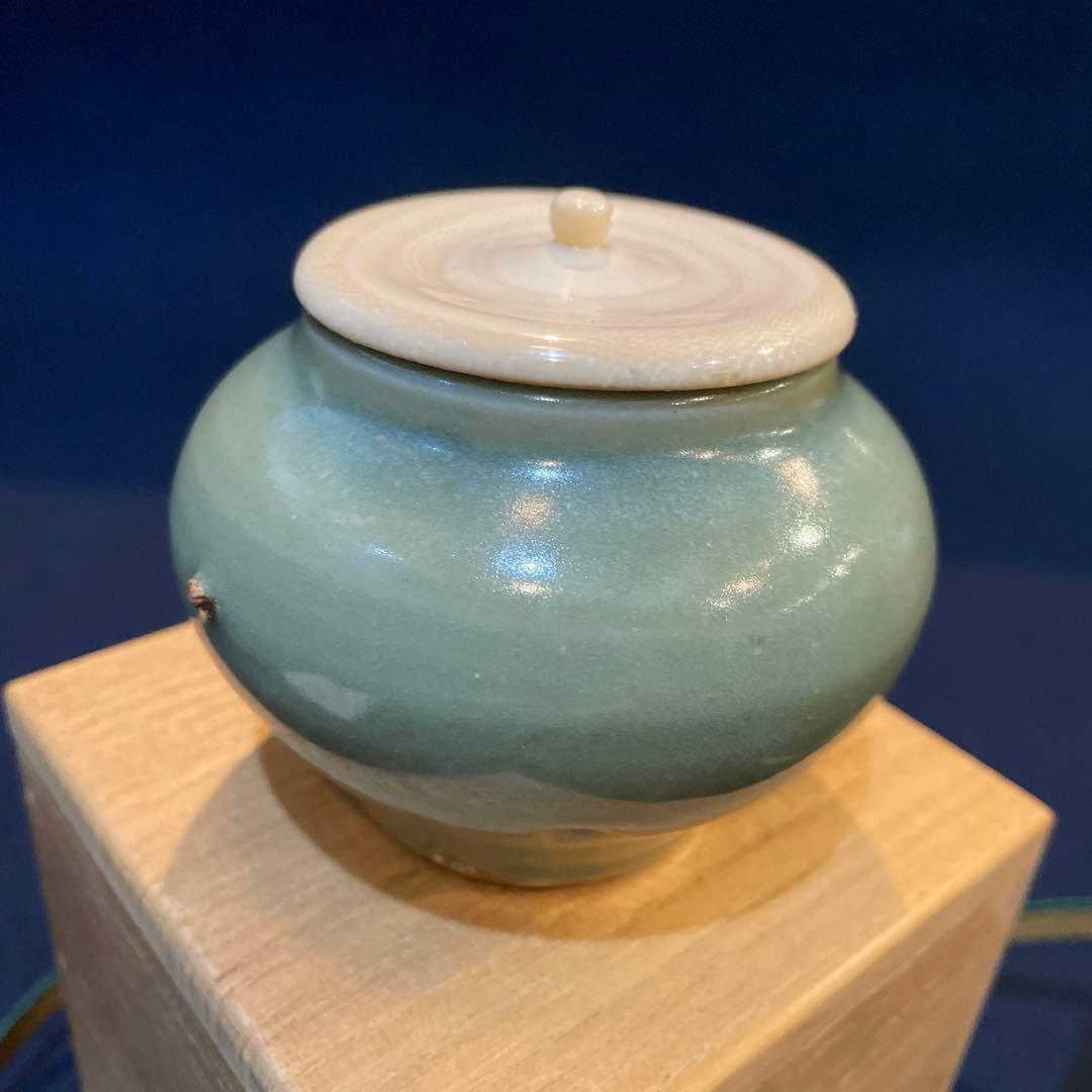 時代物「茶入」裏千家15代家元【鵬雲斎】書付の『青磁の茶入』です。