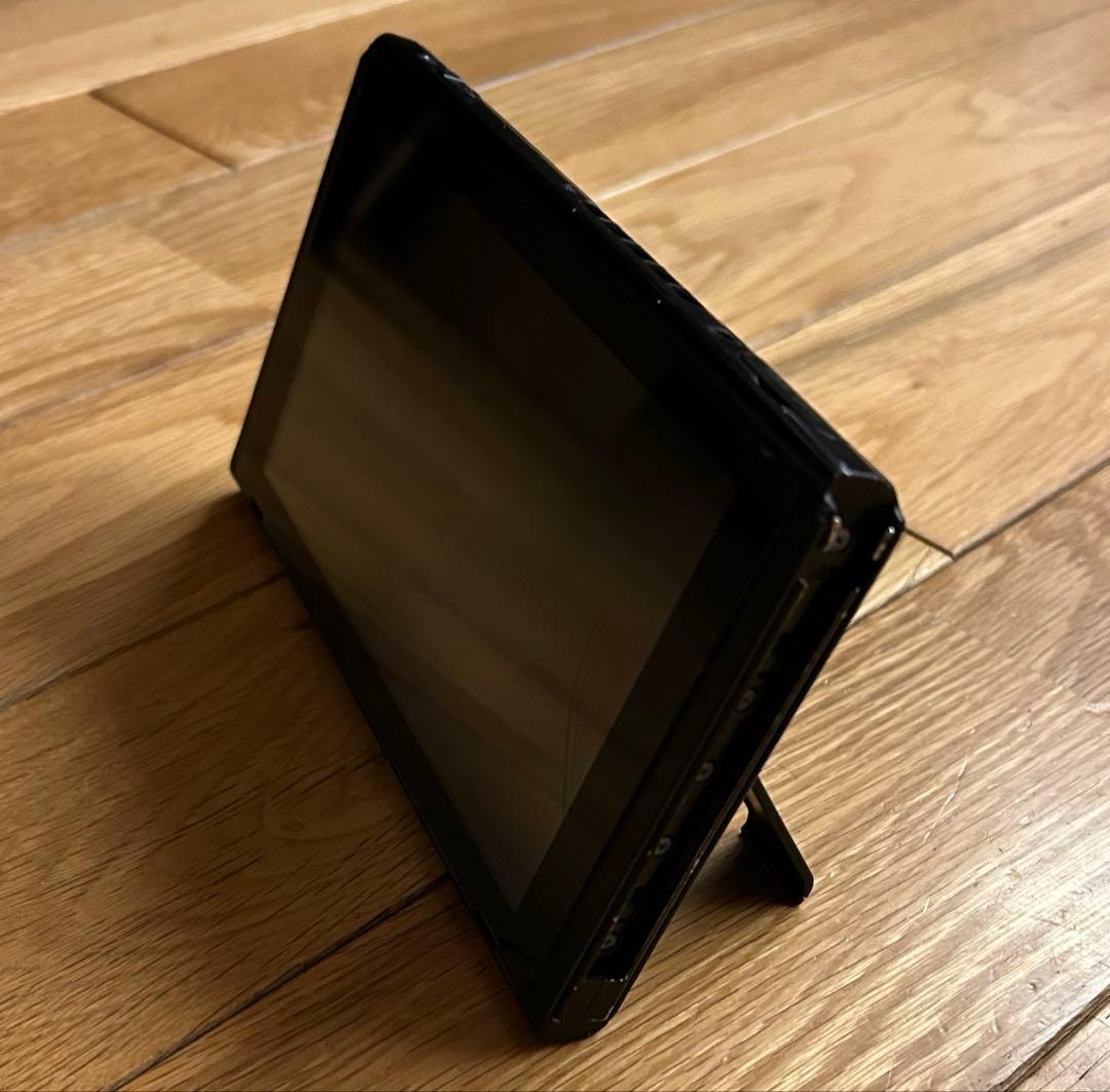 s*a様 Nintendo Switch本体（コントローラー無し） 充電器　プロ