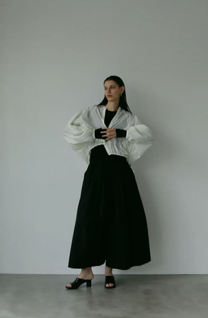 LOHENローヘン.ハイカウントグログランスカートパンツ