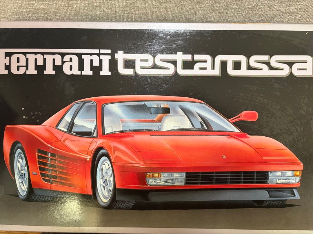 Ferrari Testarossa プラスチックモデルキット 1/24