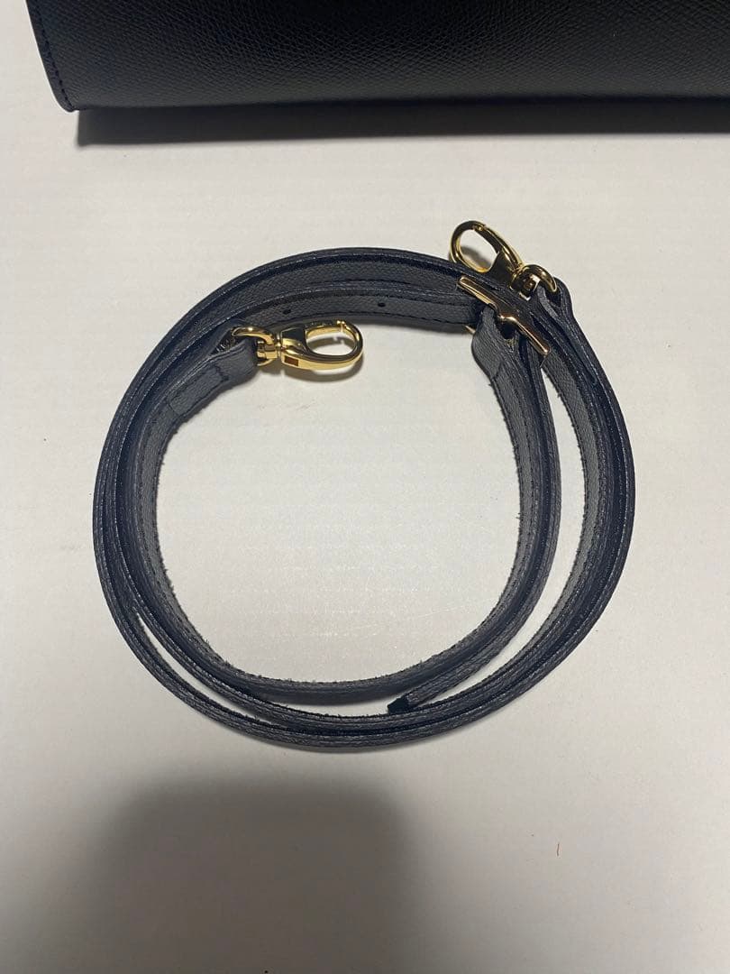 カルボッティ　ハンドバッグ